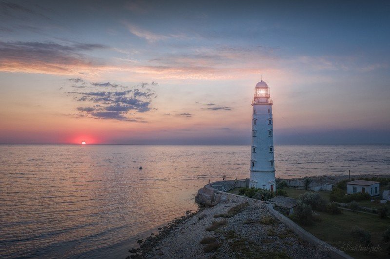 пейзаж,фототур,закат,рассвет,маяк,крым,севастополь,природа,россия «Путеводный свет»photo preview