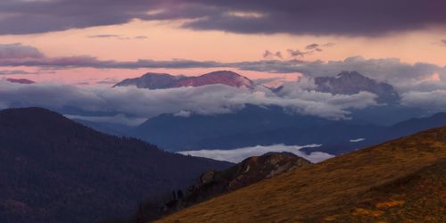 ЖИЗНЬ ОСЕННИХ ЗАКАТОВ
