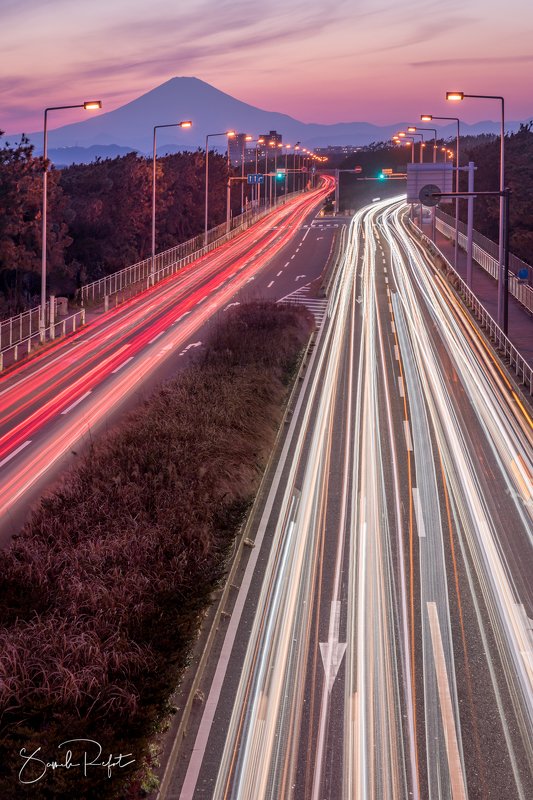 light, fuji, cars, street, night, long_exposure, mountain, japan,  The art of lightsphoto preview