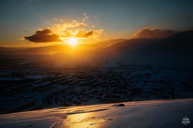 зима, кировск, хибины, север, снег, город, лыжи, закат, пейзаж, горные лыжи, холод, горы, гора Кировск 2020photo preview