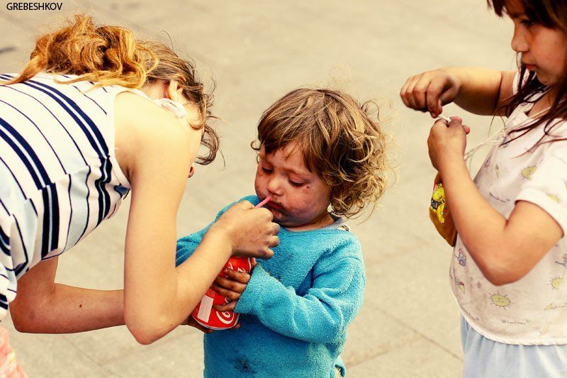 цыгане дети нищета бедность цыганские детиphoto preview