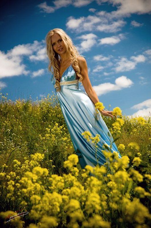 * * * *photo preview