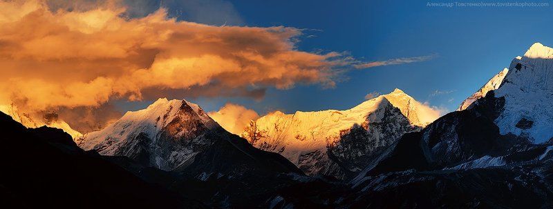 Непал. Гималаи. Вечер.photo preview