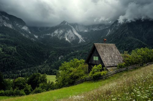 Mountain cabin