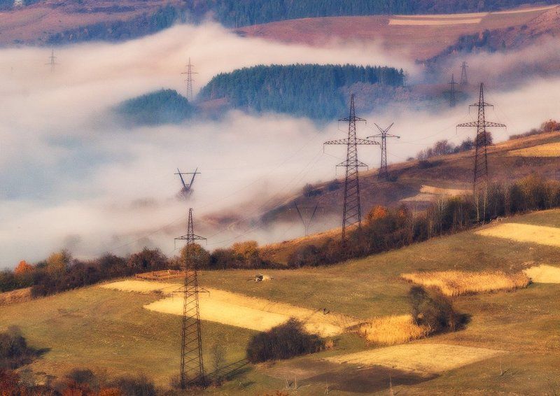 карпаты, осень, утро, свет, лэп, туман ...Баллада о ЛЭП...photo preview