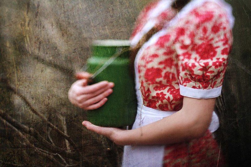 девушка, поле, крестьянка, вода, осень Крестьянкаphoto preview