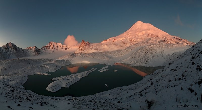 Его величество Эльбрусphoto preview