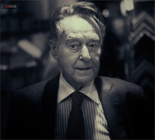 Поэт Андрей Дементьев
