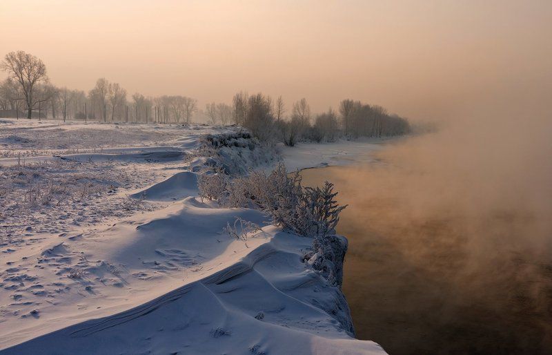 На туманном берегуphoto preview