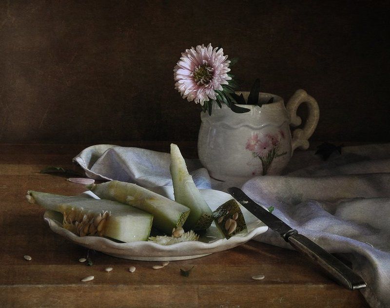 с дынейphoto preview