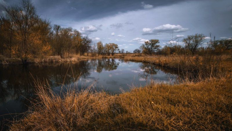 В осеннем отраженииphoto preview