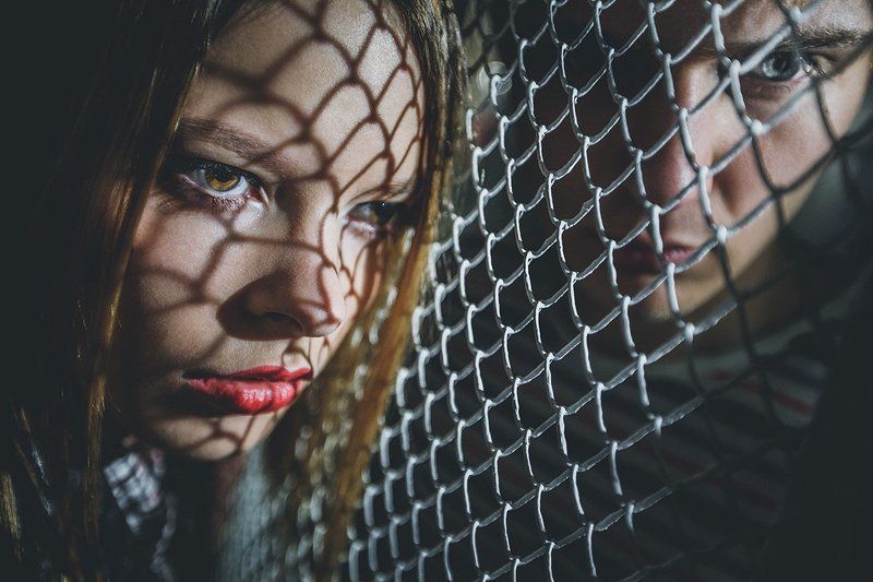 портрет, свет, пара, фактура клеткаphoto preview