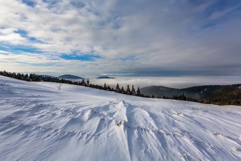 Захар Беркут. Вид в сторону Румынииphoto preview