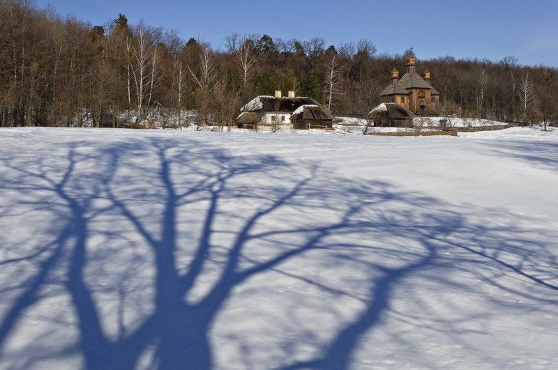 зима, пирогово, киев, село, церковь, снег, тень Последний день февраля в Пироговоphoto preview