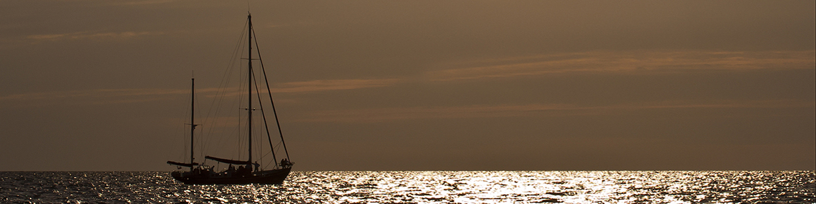 35Photo banner for @keen