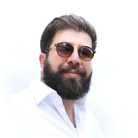 Portrait of a photographer (avatar) Seyed Mehrdad Sharifi