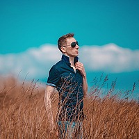 Portrait of a photographer (avatar) Рома Май