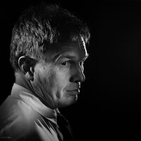 Photo Носков Михаил (Mikhail Noskov) Portrait of a photographer (avatar) Носков Михаил (Mikhail Noskov)