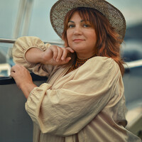 Portrait of a photographer (avatar) Olena Lytvynenko (Olena)