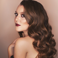 Portrait of a photographer (avatar) Оксана Олиферовская (Oxana Oliferovskaya)