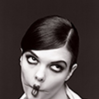 35Photo profile picture for @magenta