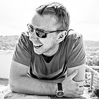 Portrait of a photographer (avatar) Евгений