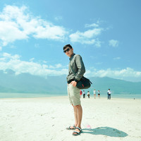 Portrait of a photographer (avatar) Nguyễn Tấn (Nguyễn Hữu Tấn)