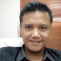 Portrait of a photographer (avatar) Arief Wardhana