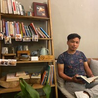 Portrait of a photographer (avatar) Dinesh Gurung