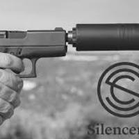 Portrait of a photographer (avatar) DeniePignatelli